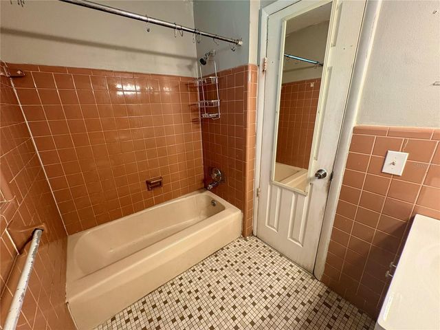 1430 STILLWATER AVENUE, Deltona, FL 32725