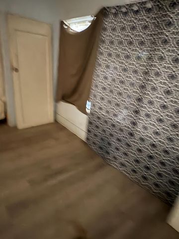 611 E Kearney Boulevard, Fresno, CA 93706