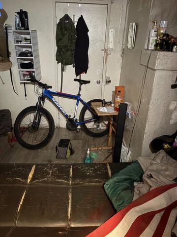 611 E Kearney Boulevard, Fresno, CA 93706