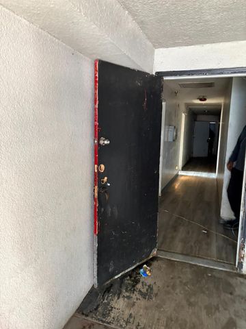 611 E Kearney Boulevard, Fresno, CA 93706