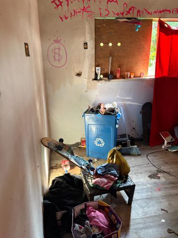 611 E Kearney Boulevard, Fresno, CA 93706