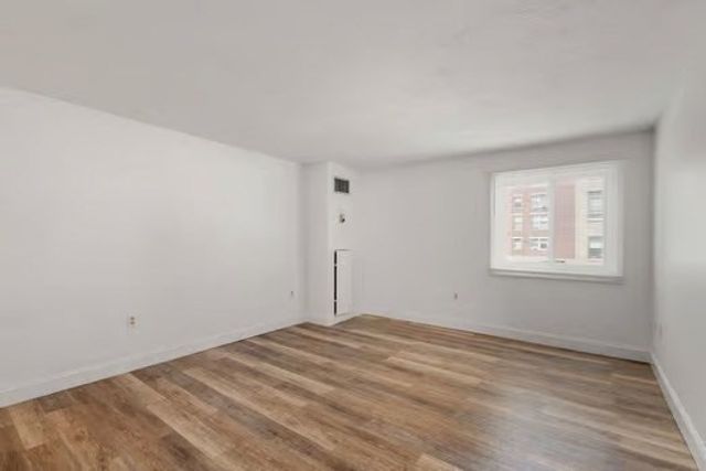 44 Elm 102, Worcester, MA 01690