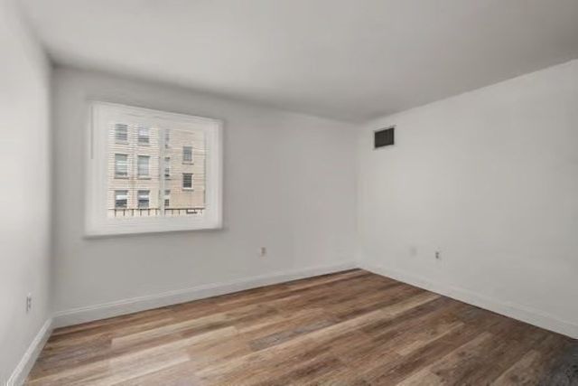 44 Elm 102, Worcester, MA 01690