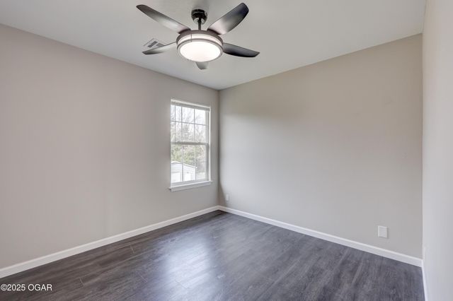 330 N Tyler Avenue, Joplin, MO 64801