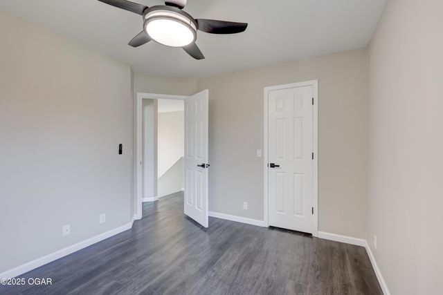 330 N Tyler Avenue, Joplin, MO 64801