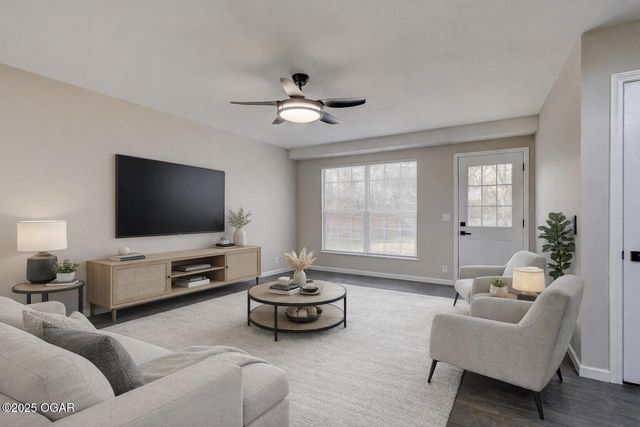 330 N Tyler Avenue, Joplin, MO 64801