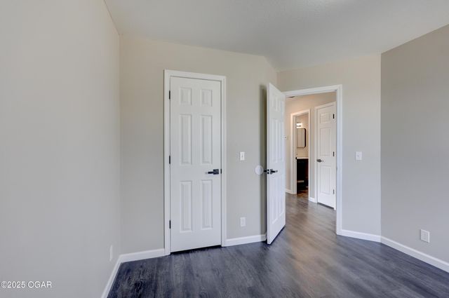 330 N Tyler Avenue, Joplin, MO 64801