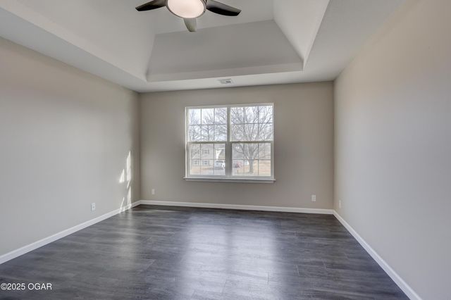 330 N Tyler Avenue, Joplin, MO 64801