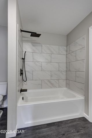 330 N Tyler Avenue, Joplin, MO 64801