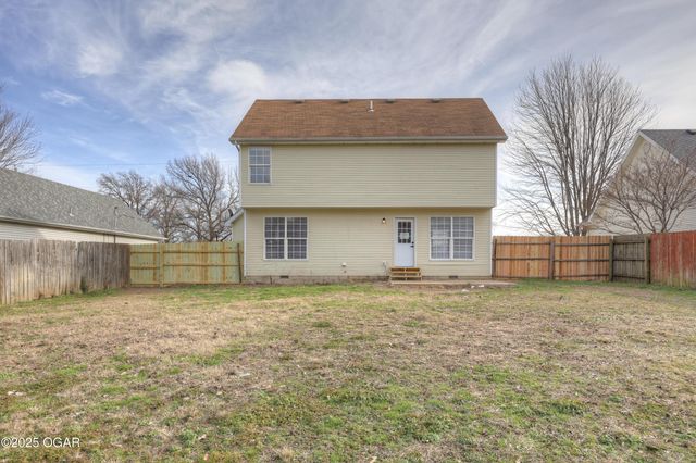 330 N Tyler Avenue, Joplin, MO 64801
