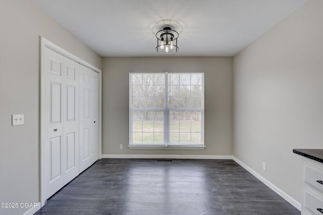 330 N Tyler Avenue, Joplin, MO 64801