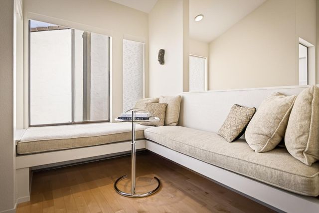 7 Via Joaquin 5, Monterey, CA 93940