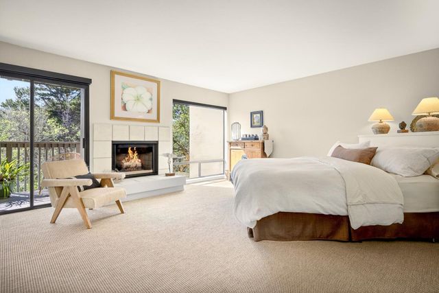 7 Via Joaquin 5, Monterey, CA 93940