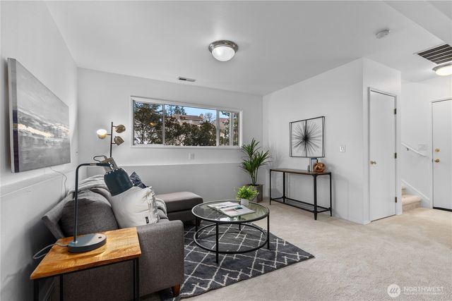 15010 87th Avenue NE, Kenmore, WA 98028