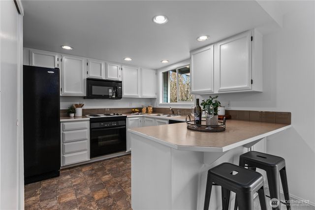 15010 87th Avenue NE, Kenmore, WA 98028