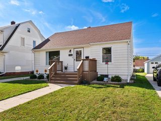 1224 S 21st STREET, Sheboygan, WI 53081
