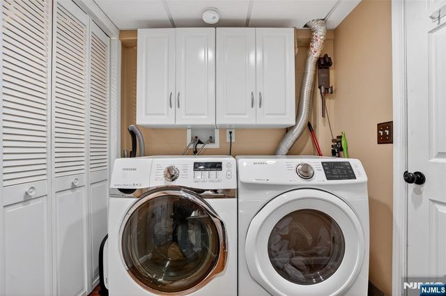 116 Star Lake Road, Bloomingdale, NJ 07403