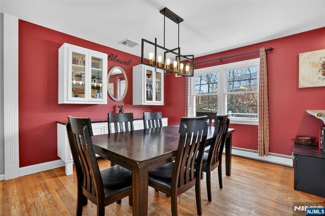 116 Star Lake Road, Bloomingdale, NJ 07403