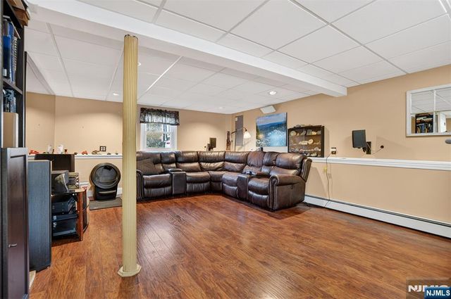 116 Star Lake Road, Bloomingdale, NJ 07403