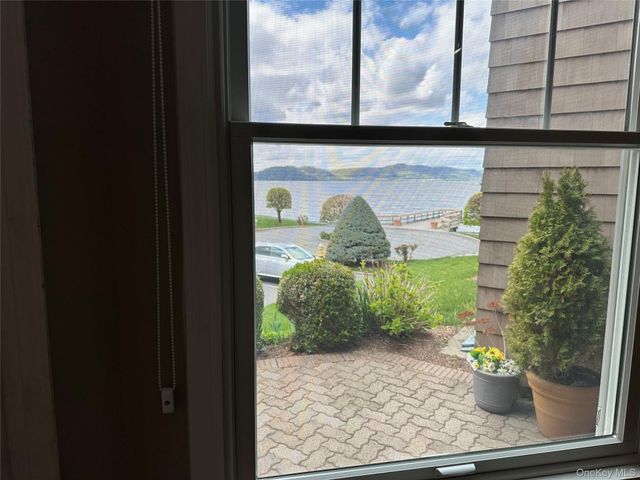 420 Half Moon Bay Drive, Croton-on-hudson, NY 10520