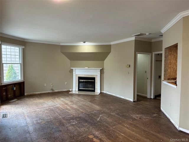 420 Half Moon Bay Drive, Croton-on-hudson, NY 10520
