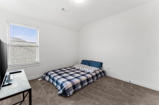 113 Dycus BND, Liberty Hill, TX 78642