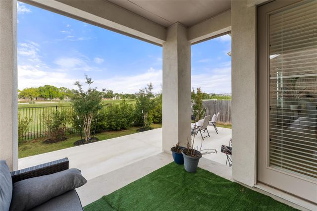 113 Dycus BND, Liberty Hill, TX 78642