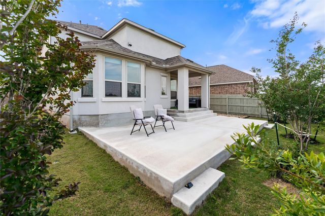113 Dycus BND, Liberty Hill, TX 78642
