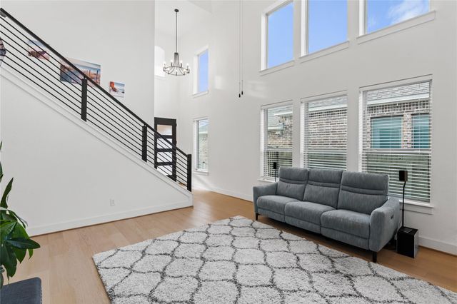 113 Dycus BND, Liberty Hill, TX 78642