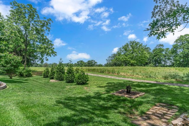4937 Riverbank Dr, Hermitage, TN 37076