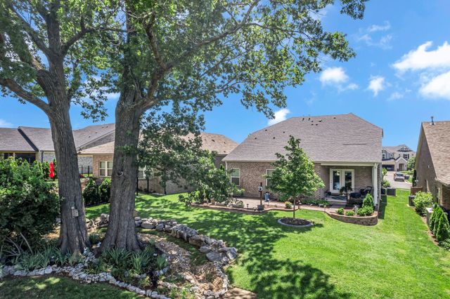 4937 Riverbank Dr, Hermitage, TN 37076