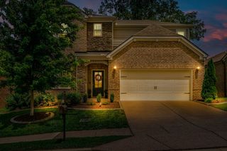 4937 Riverbank Dr, Hermitage, TN 37076