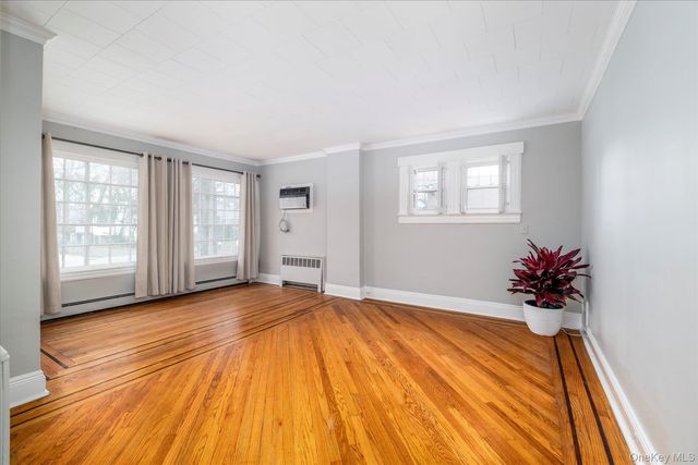 108 Earle Avenue, Lynbrook, NY 11563