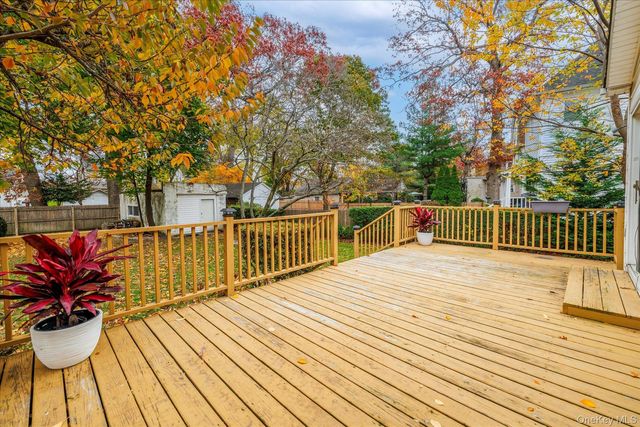 108 Earle Avenue, Lynbrook, NY 11563