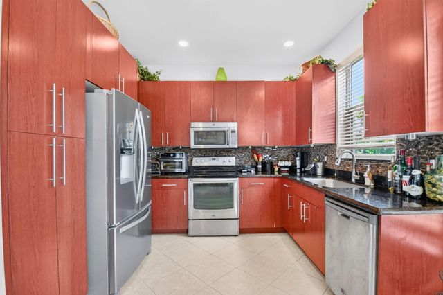 5018 Starblaze Drive, Greenacres, FL 33463