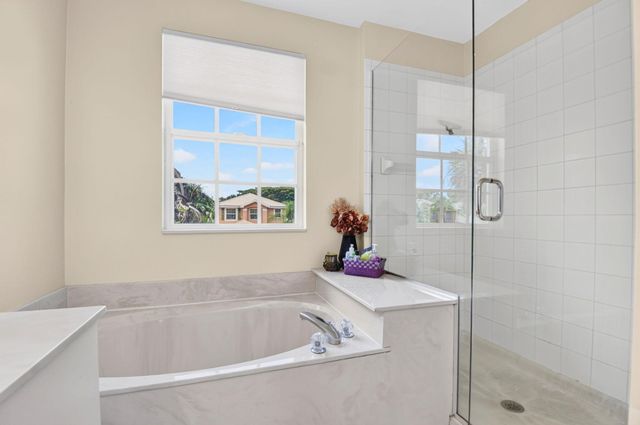 5018 Starblaze Drive, Greenacres, FL 33463