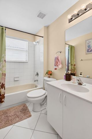 5018 Starblaze Drive, Greenacres, FL 33463