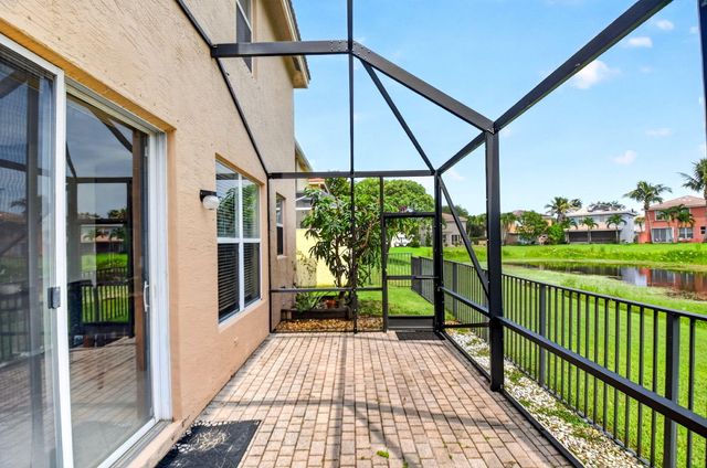 5018 Starblaze Drive, Greenacres, FL 33463