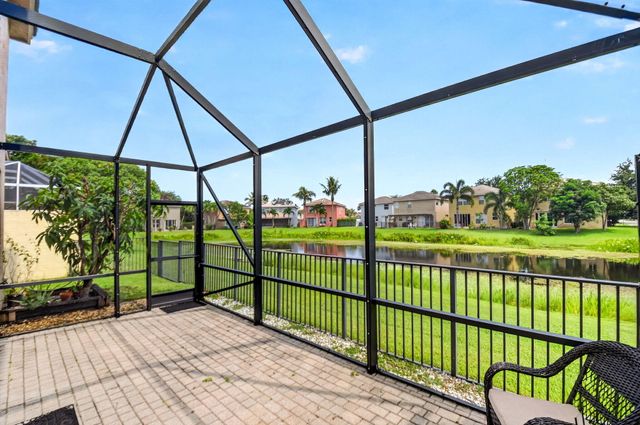 5018 Starblaze Drive, Greenacres, FL 33463
