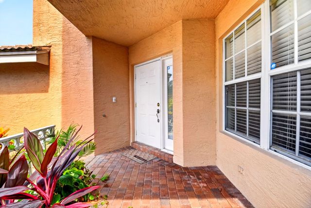 5018 Starblaze Drive, Greenacres, FL 33463