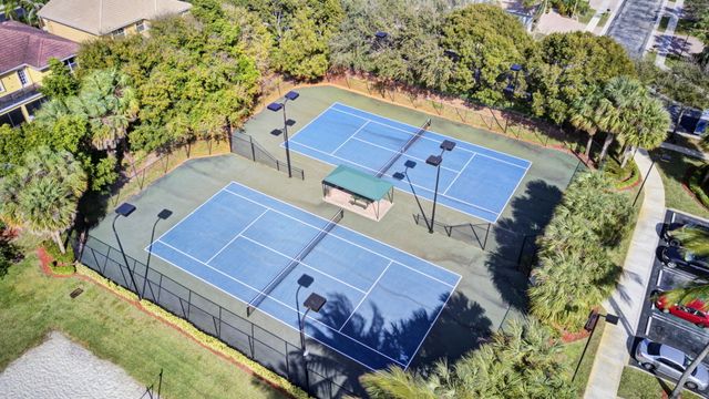 5018 Starblaze Drive, Greenacres, FL 33463