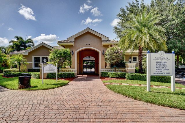 5018 Starblaze Drive, Greenacres, FL 33463
