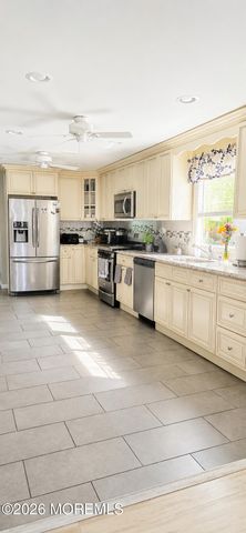 49 Brainard Avenue, Port Monmouth, NJ 07758