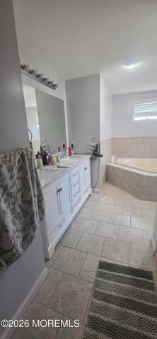 49 Brainard Avenue, Port Monmouth, NJ 07758