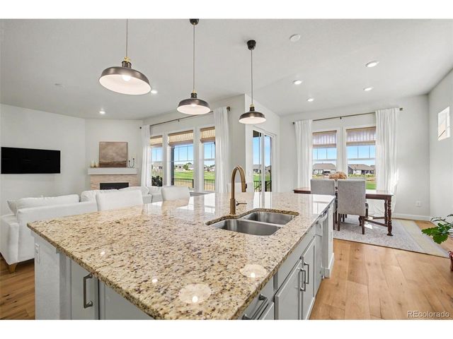 15542 Willow St, Thornton, CO 80602