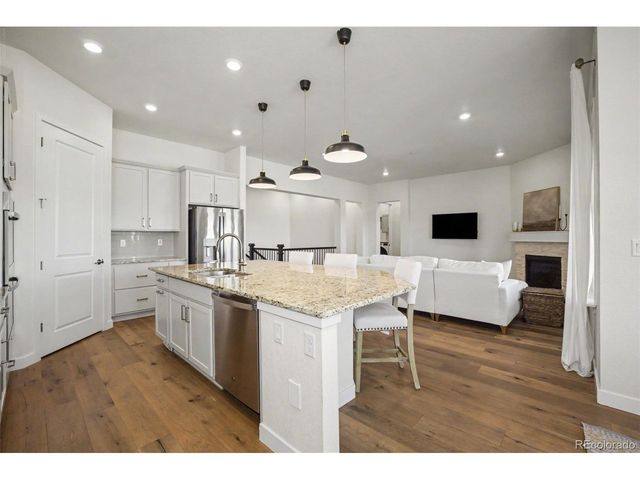 15542 Willow St, Thornton, CO 80602