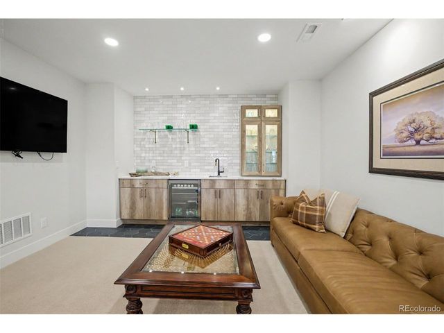 15542 Willow St, Thornton, CO 80602