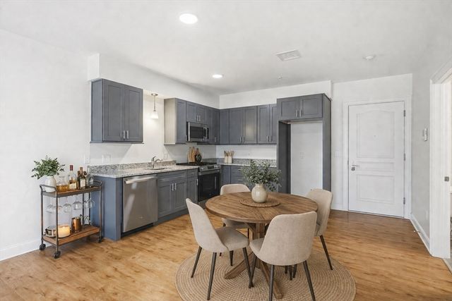 10 Franklin Ave., 105, Revere, MA 02151