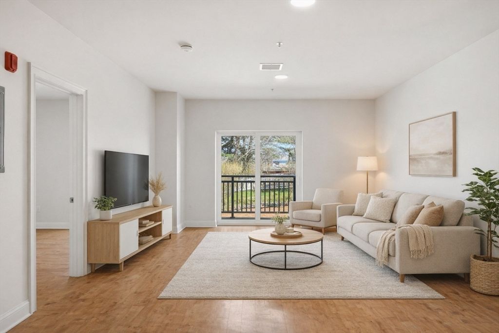 10 Franklin Ave., 105, Revere, MA 02151