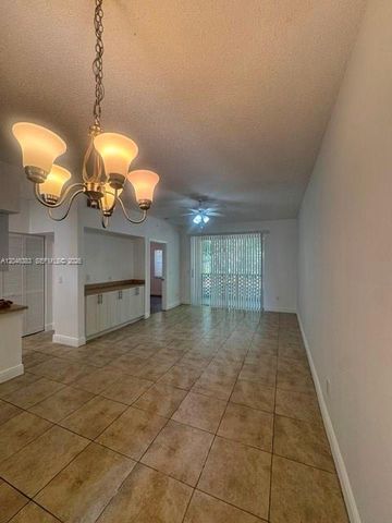18336 NW 68th Avenue C, Hialeah, FL 33015